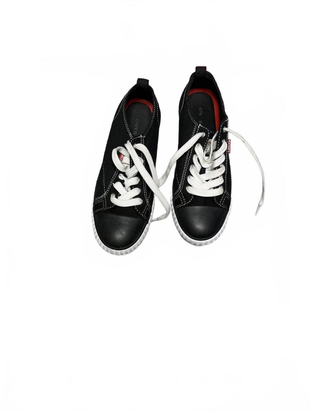 Levi's Women's Black Canvas Sneakers Size 7 US / 38 EUR / 4.